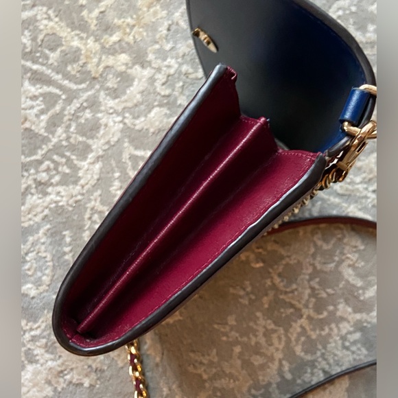 Tory Burch Robinson Chain Wallet - Brick Red - Picture 5 of 12